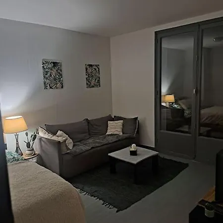 Studio 15 Mn De Paris Chelles  Exterior foto